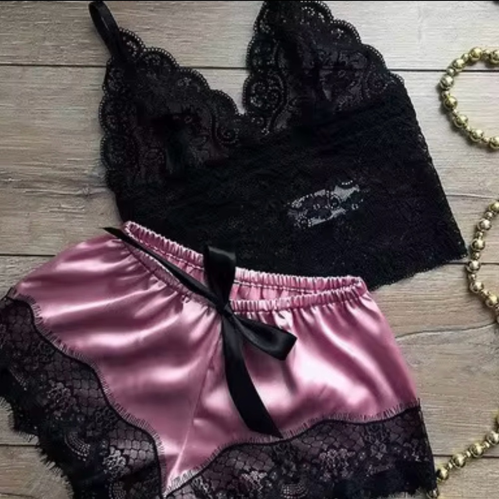 Black and Pink Lace Sleepwear Set